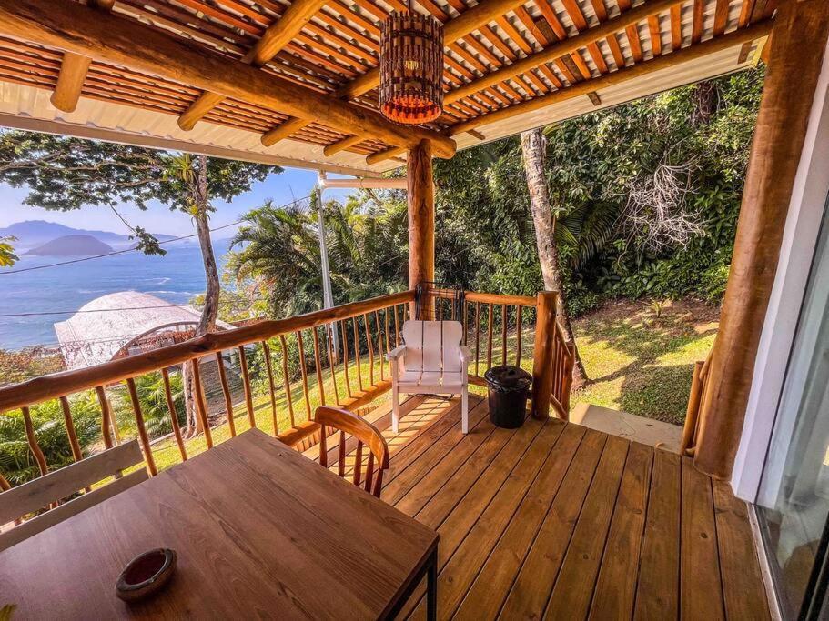 Casa de férias Casa Varandas - Estudio Garoupa Tv, Ac, Frigobar Ubatuba